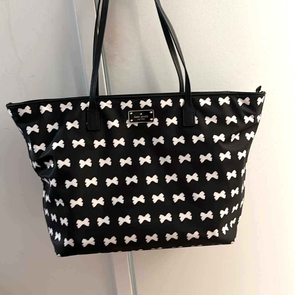 Kate Spade Bowie tote!
